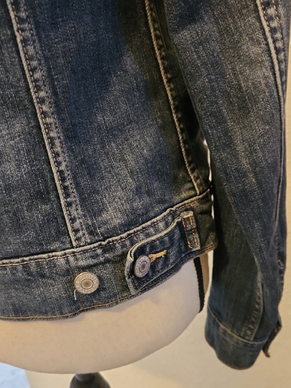 Women's Mid Wash Blue Denim Jacket Medium - Picture 3 of 8